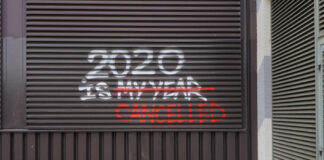 graffiti saying 2020 is cancelled. Photo by Ewien van Bergeijk - Kwant on Unsplash