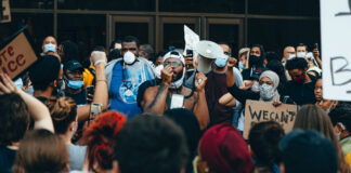 peaceful protesters in Minneapolis