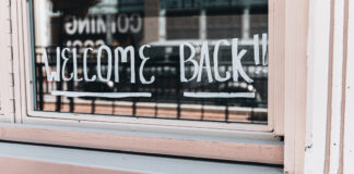 Welcome back sign in store windwo. Photo by LOGAN WEAVER on Unsplash