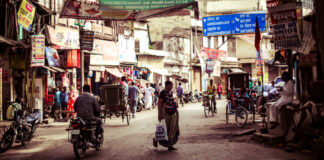 India street scene