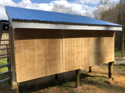 chicken coop with roof
