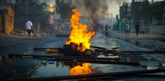 The aftermath of a riot. Image by Fajrul Falah from Pixabay.