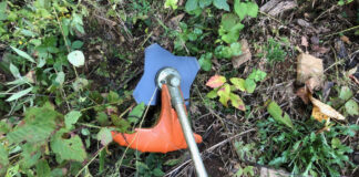 Stihl trimmer with metal blade installed