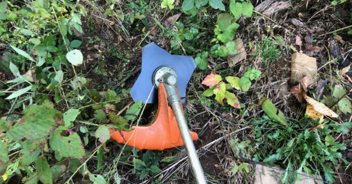 Stihl trimmer with metal blade installed