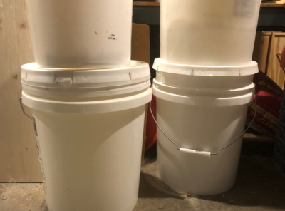 5-gallon plastic pails